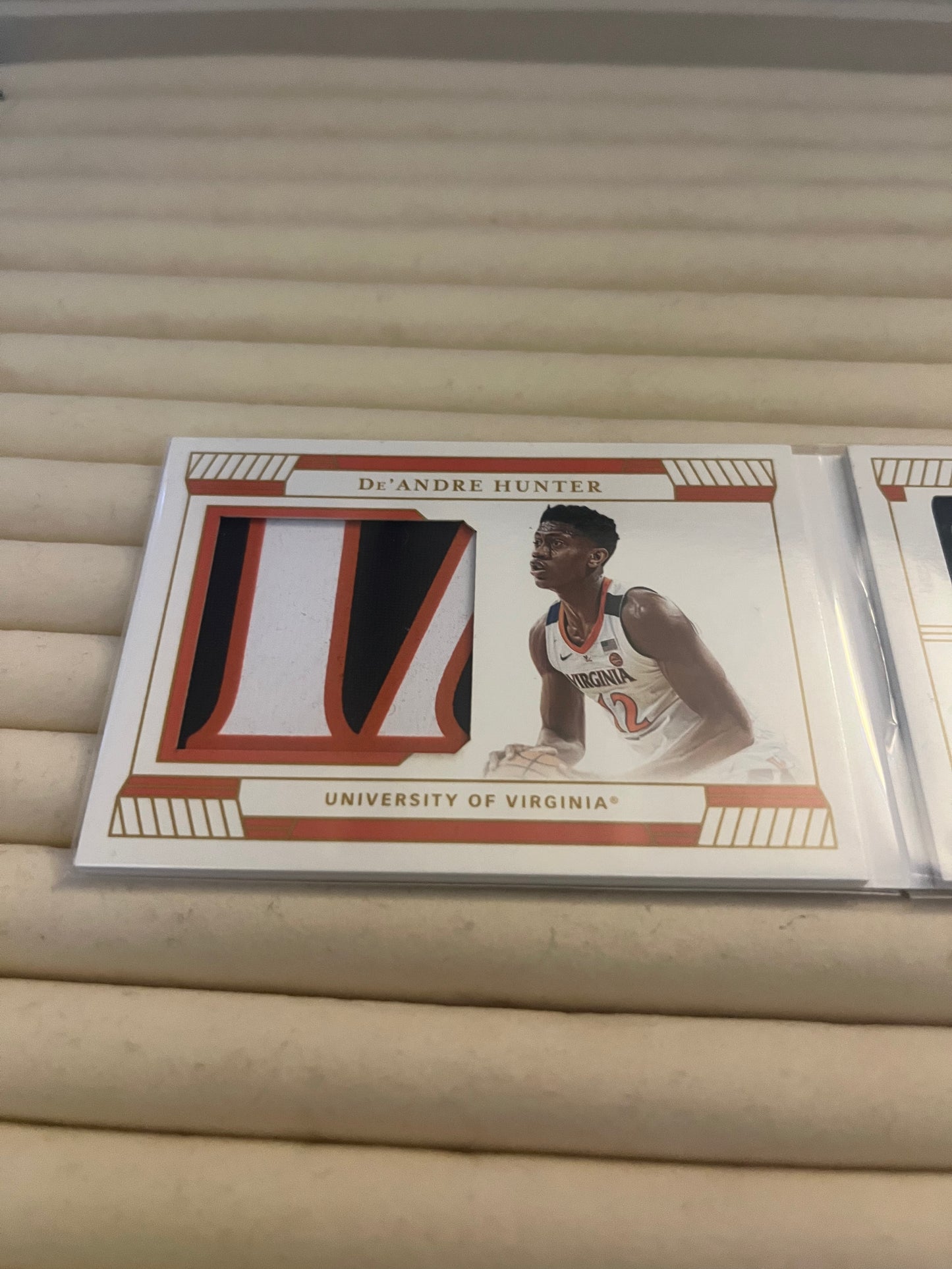 De’Andre Hunter Signed Trading Card